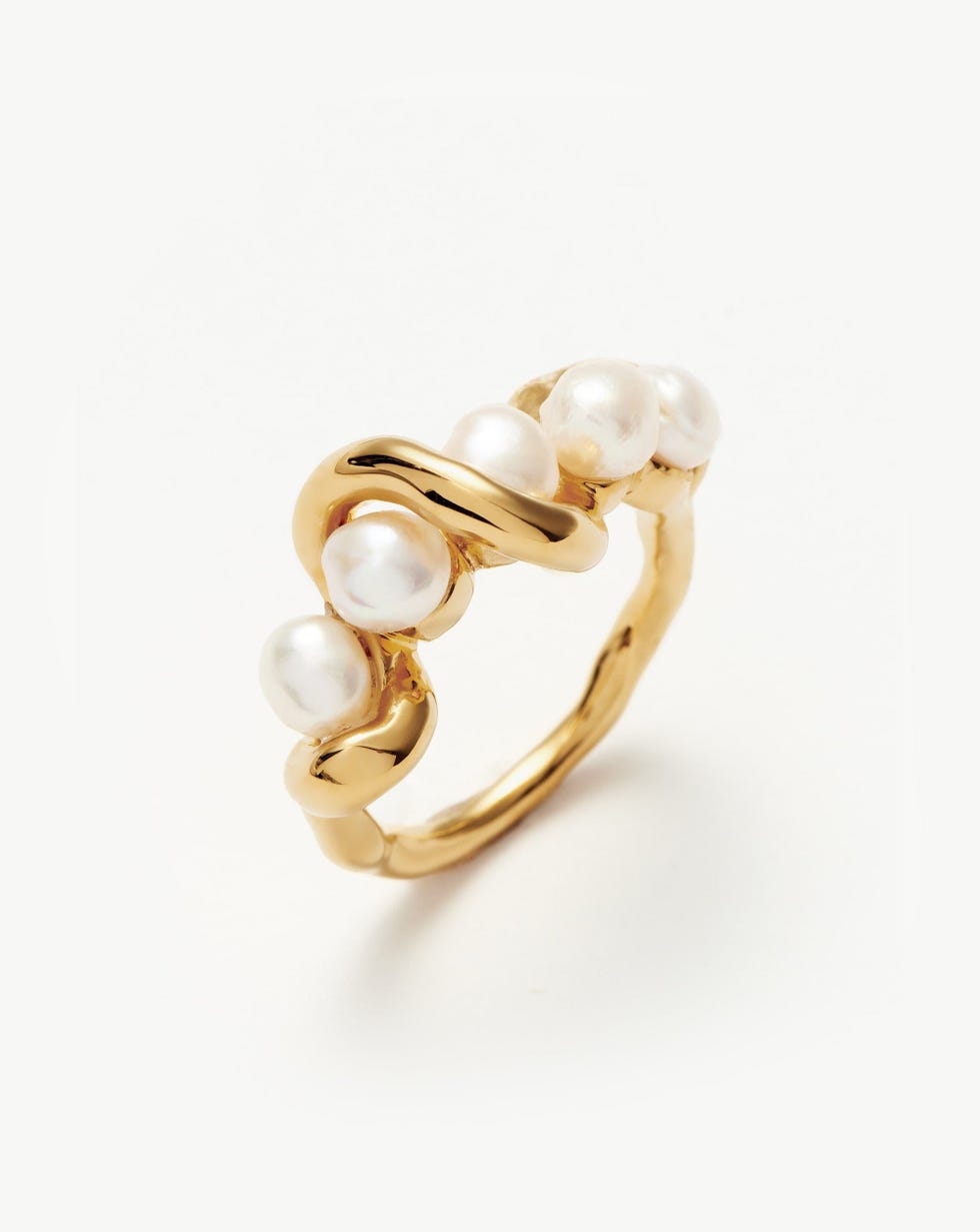 Missoma Molten Pearl Twisted Ring