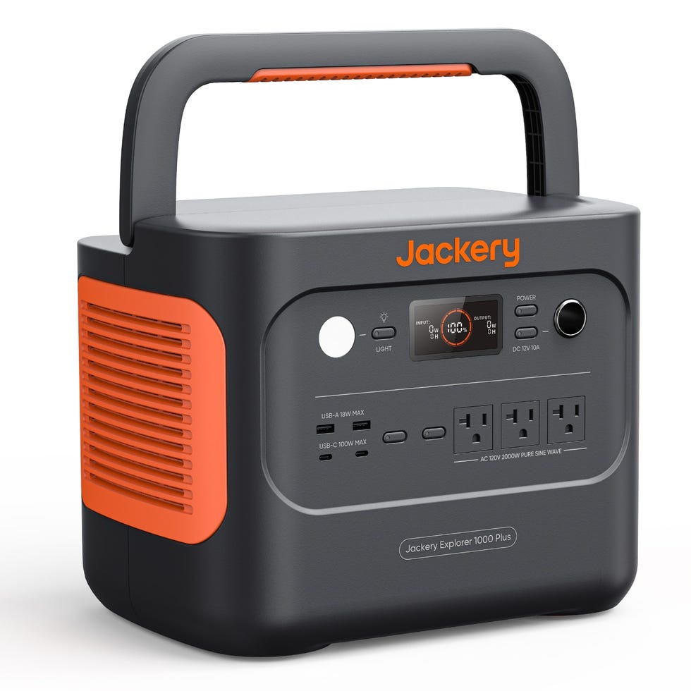 Explorer 1000 Plus Portable Power Station Explorer 1000 Plus Portable Power Station