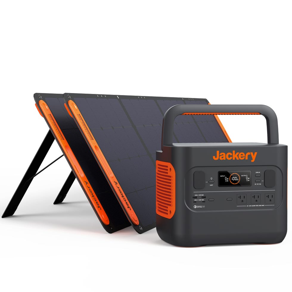 Explorer 2000 Pro Portable Power Station (2 Solar Panels Included) Explorer 2000 Pro Portable Power Station (2 Solar Panels Included)