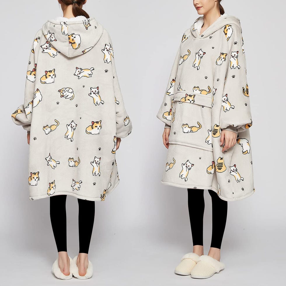 Wearable Hooded Blanket Wearable Hooded Blanket
