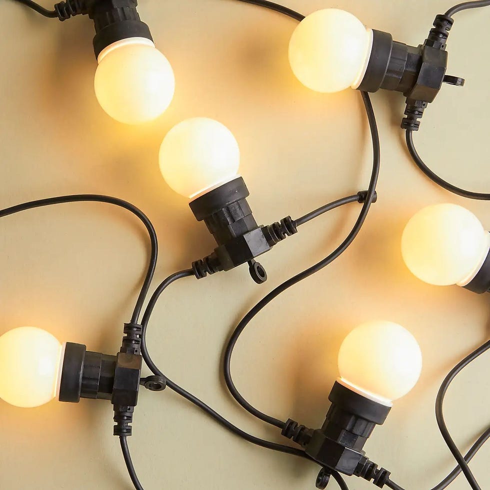 19 Outdoor Christmas Lights - Christmas Lights Outdoors 2023