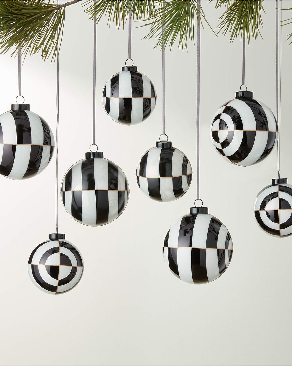 Versailles Black and White Glass Christmas Tree Ornaments Set 
