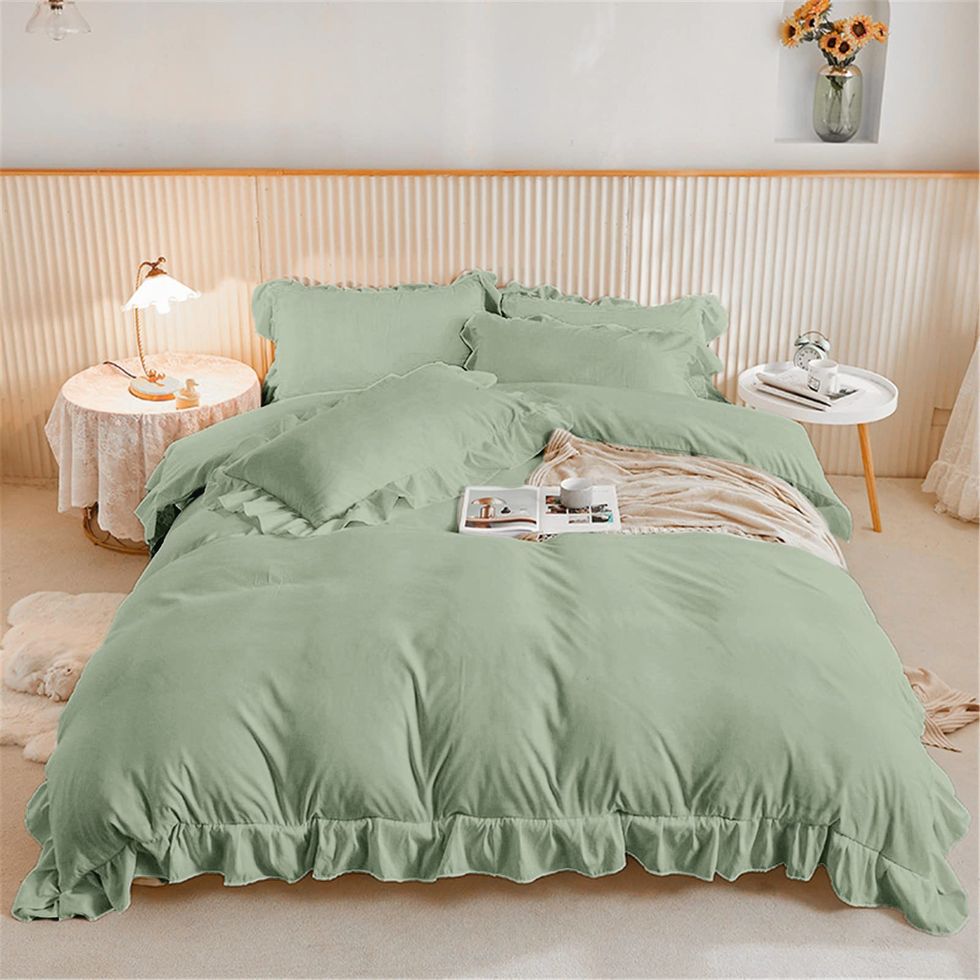 Green Ruffle Bedding Set 