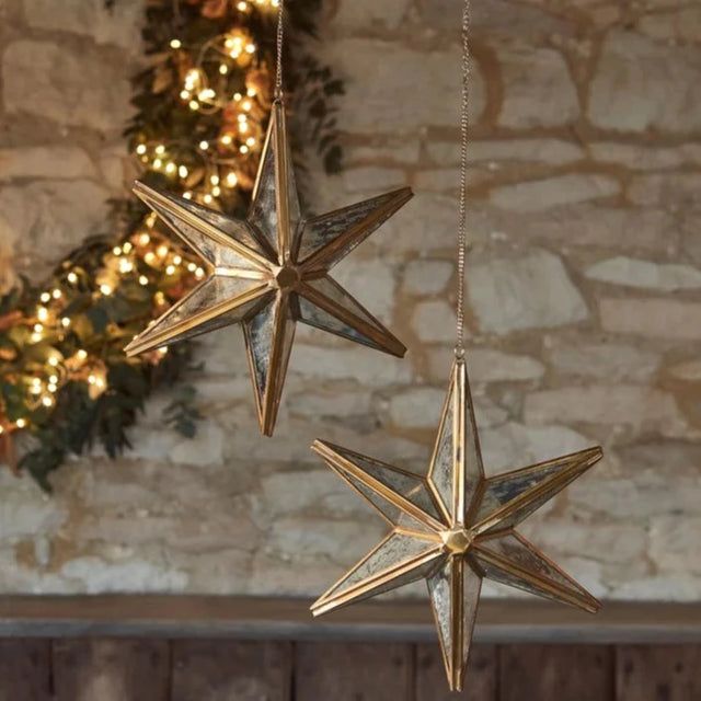 15 Gold Christmas Decorations For Extra Sparkle