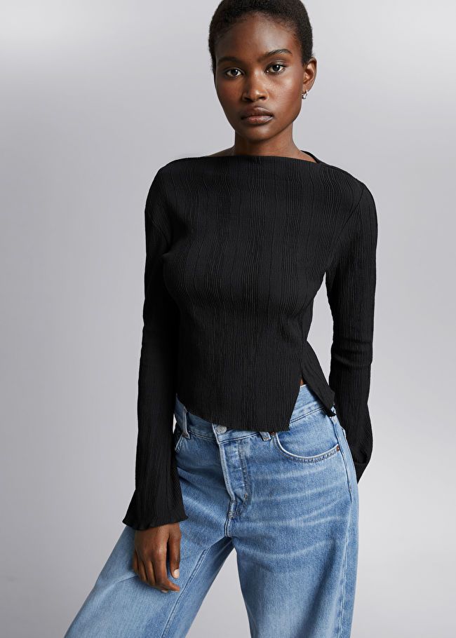 Cropped Asymmetric Frilled Top