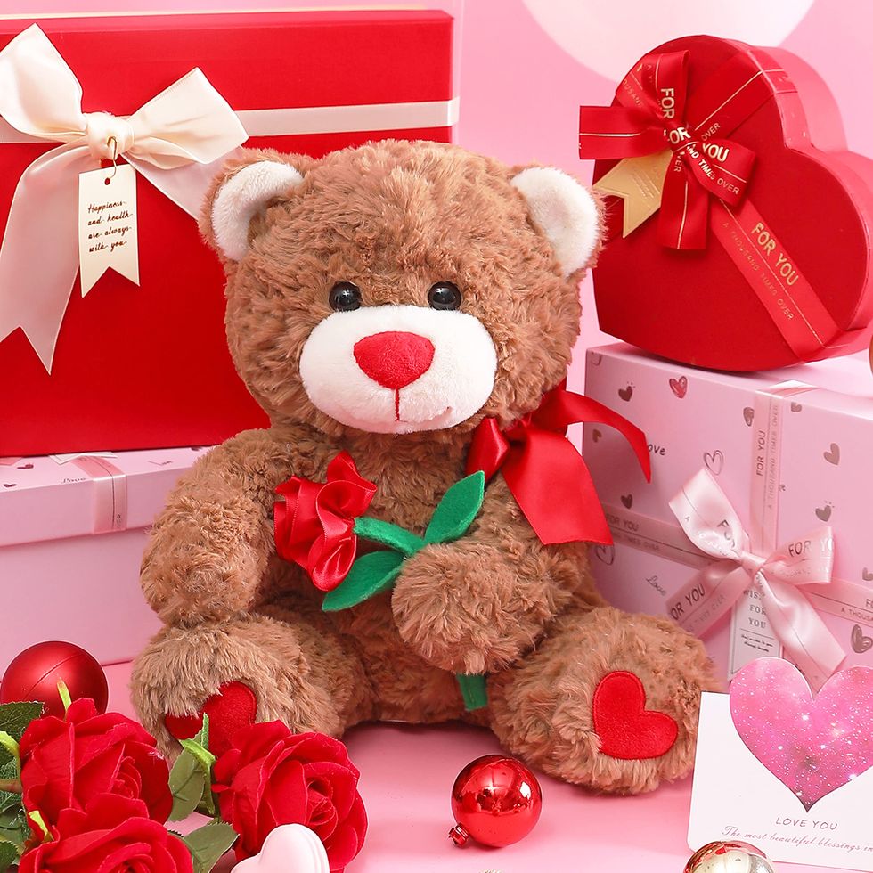 38 Best  Valentine's Day Gifts for Everyone in 2024
