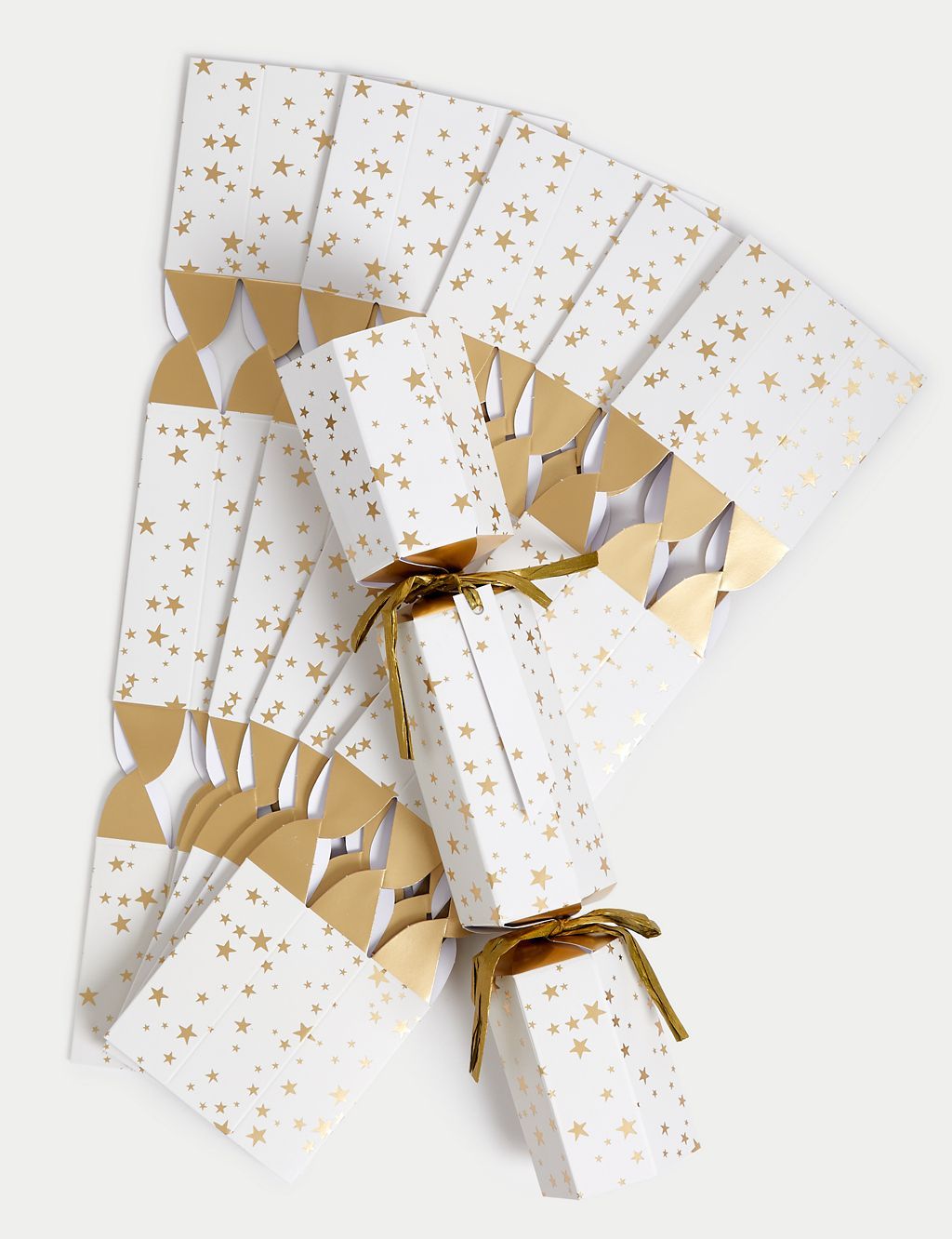 Make Your Own Christmas Crackers How To Make Your Own Crackers