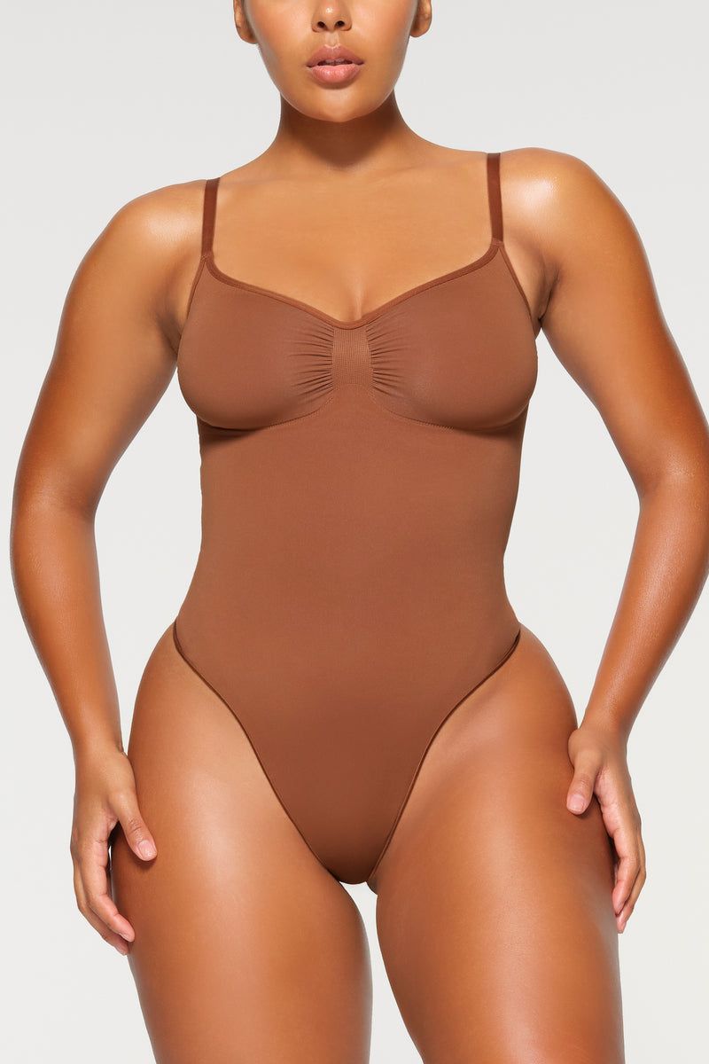 .com: Womens Skims Bodysuit  Womens bodysuit tops, Women's  shapewear, Special clothes