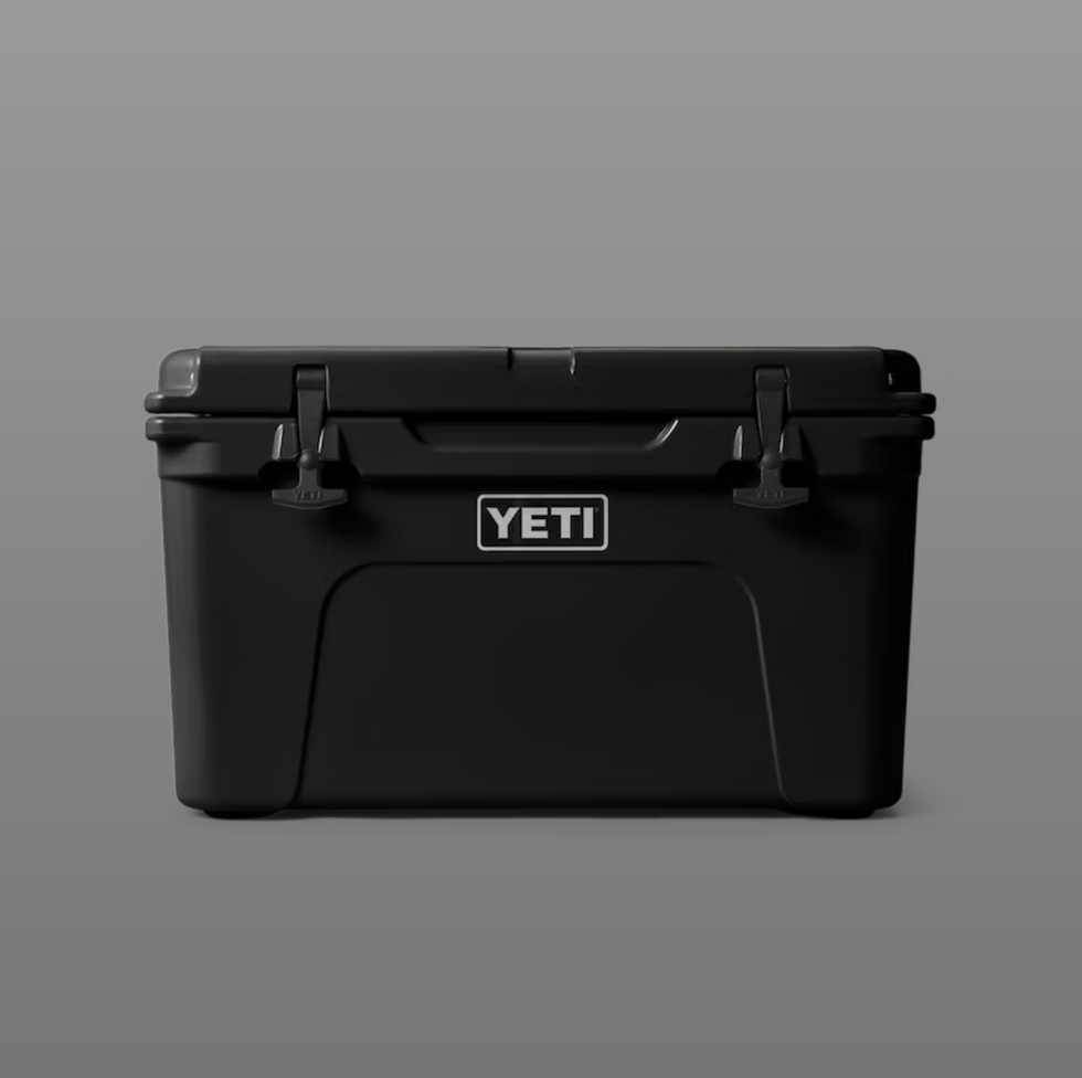I'm obsessed with this YETI tote and it's 30% off right now in  Black  Friday Sale