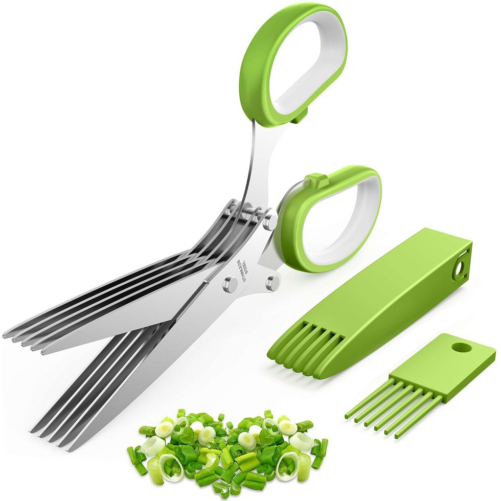 The Best-Selling Mueller Vegetable Chopper Is 60% Off on