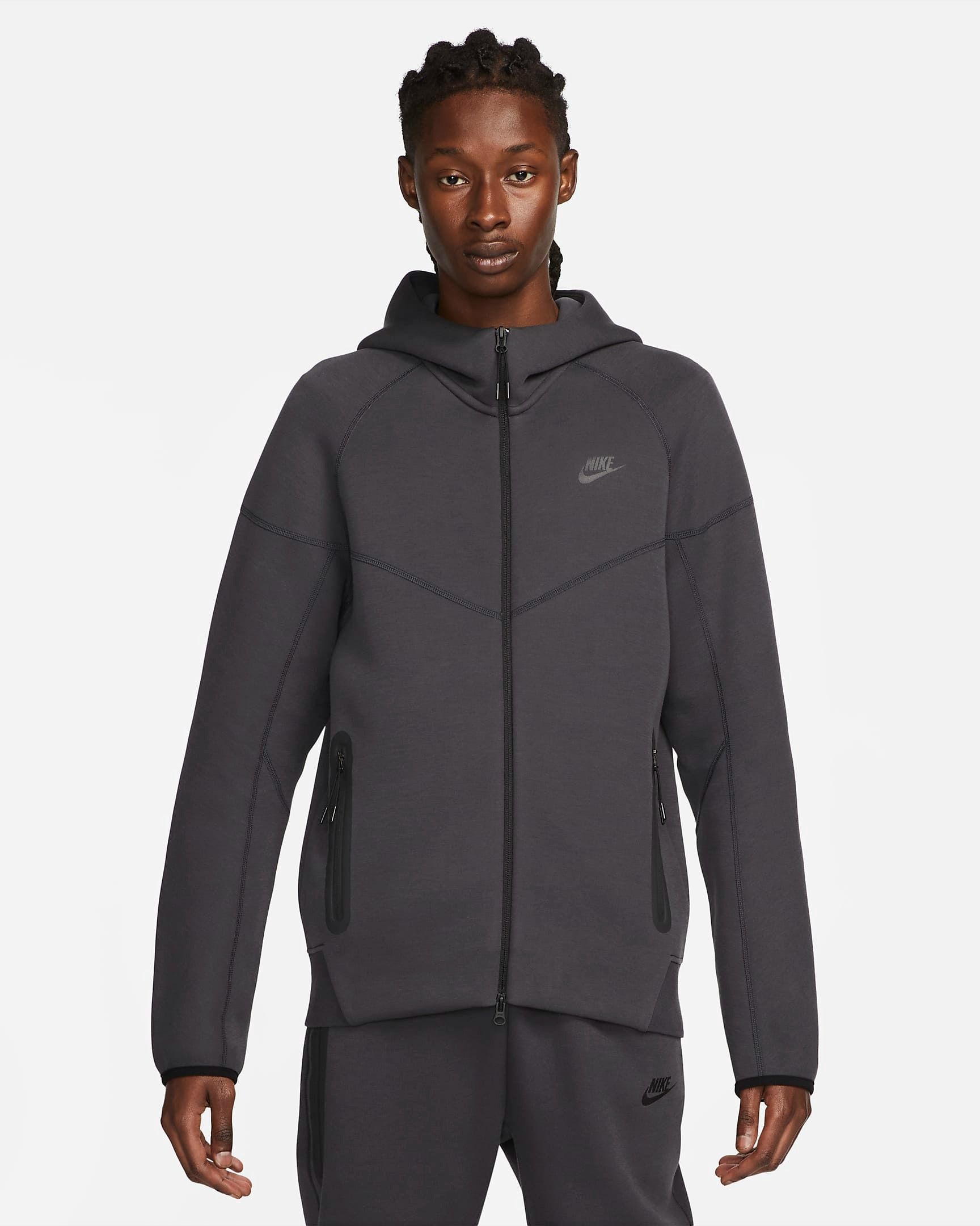 Nike hoodie best sale cyber monday