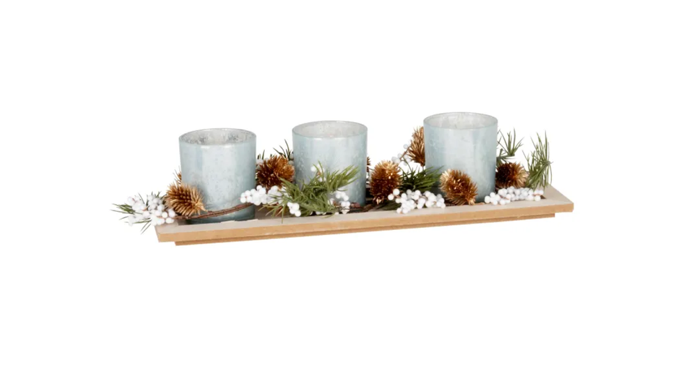 Addobbi tavola Natale: il centrotavola con candele profumate Maison du Monde