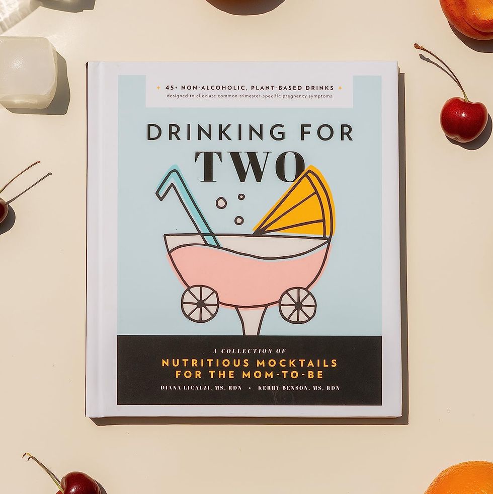 'Drinking for Two: Nutritious Mocktails for the Mom-to-Be'