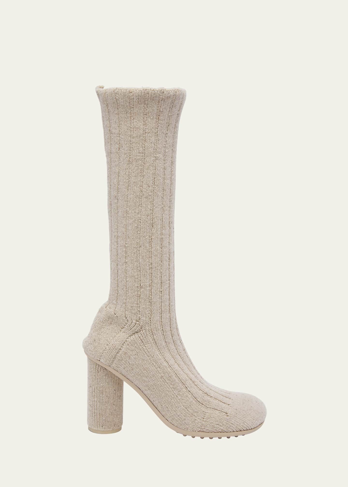 Comfortable sock store boots