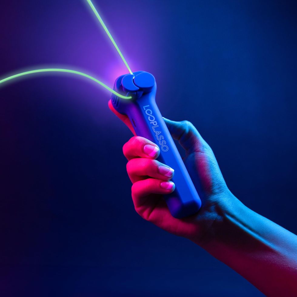 EVO The Original Glow-in-The-Dark String Shooter Toy