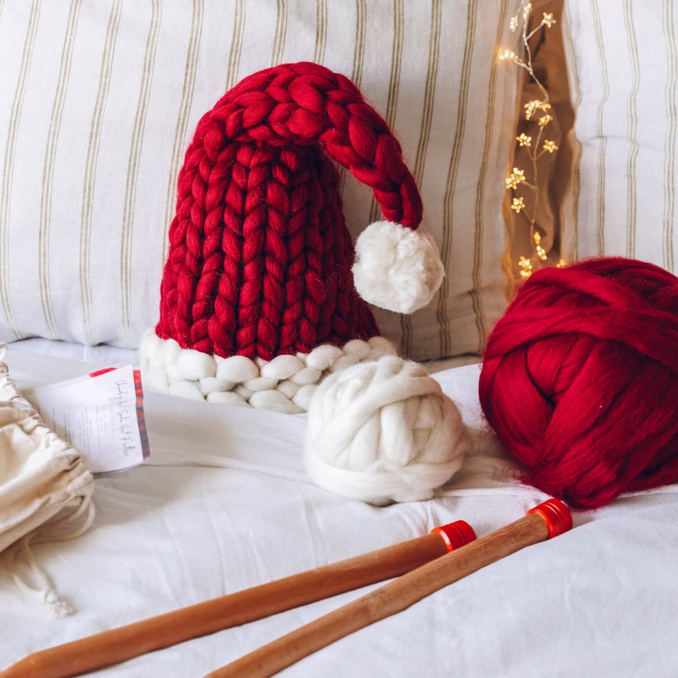Knitting Kit – Adult Jumbo Santa Hat
