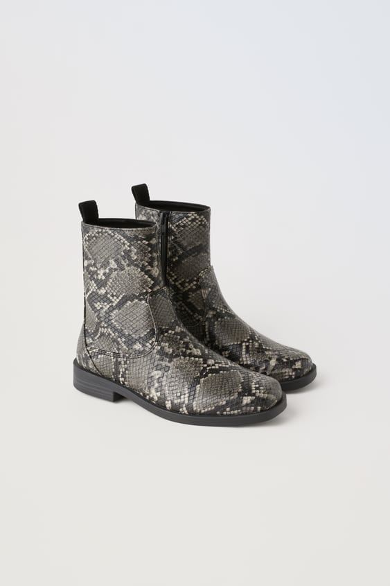 Botin leopardo online zara