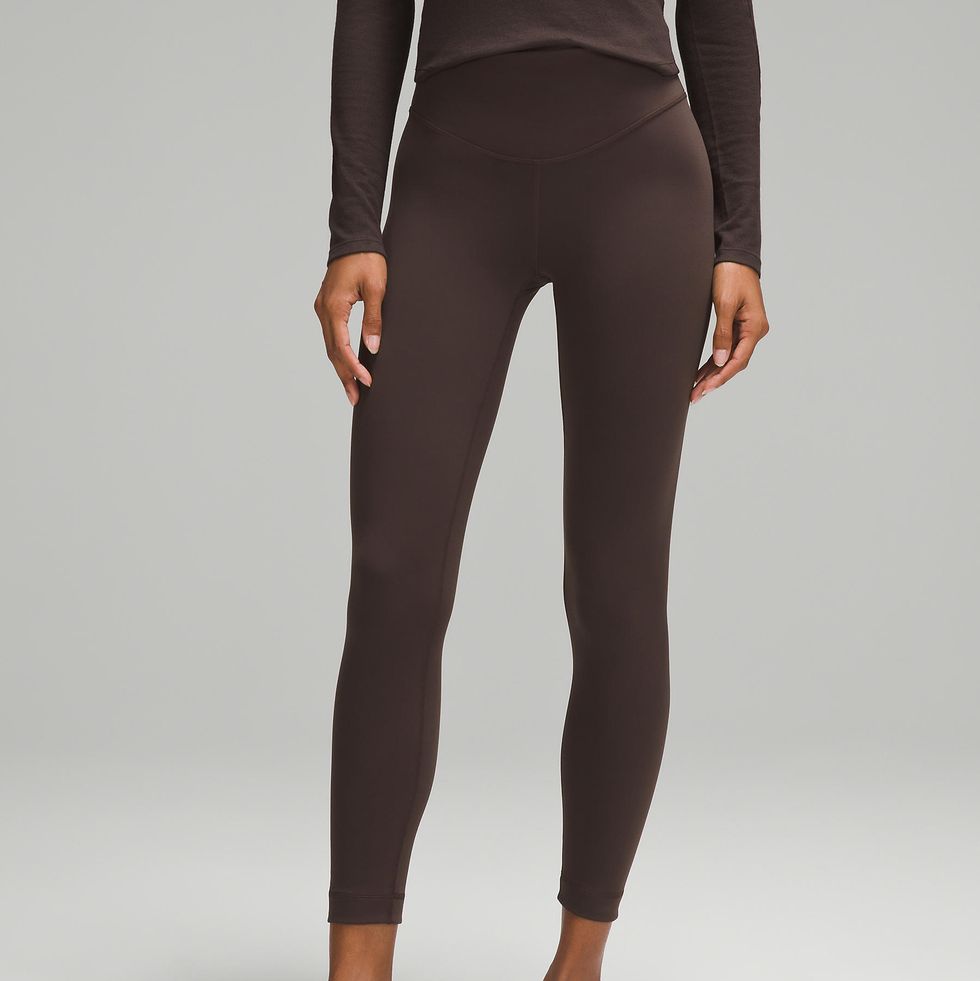 Are there any lulu leggings that could go over the top of figure skating  boots like that? I'm 5'3 and typically wear 25” WU : r/lululemon