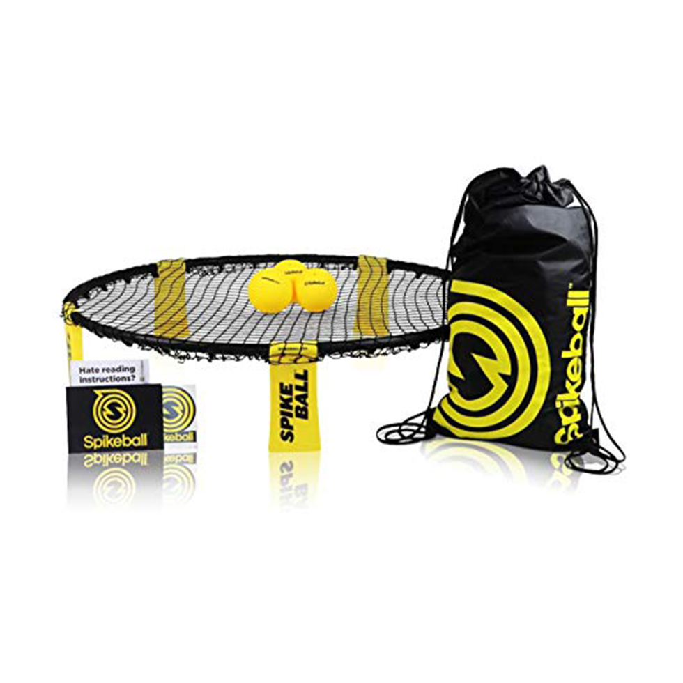 https://hips.hearstapps.com/vader-prod.s3.amazonaws.com/1701899986-spikeball-game-6570eec38e5f2.png?crop=1xw:1xh;center,top&resize=980:*