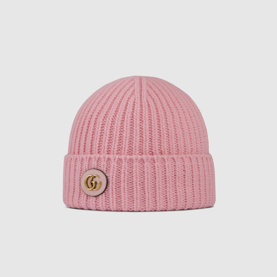 精品毛帽推薦：Gucci粉色雙G Logo裝飾毛帽