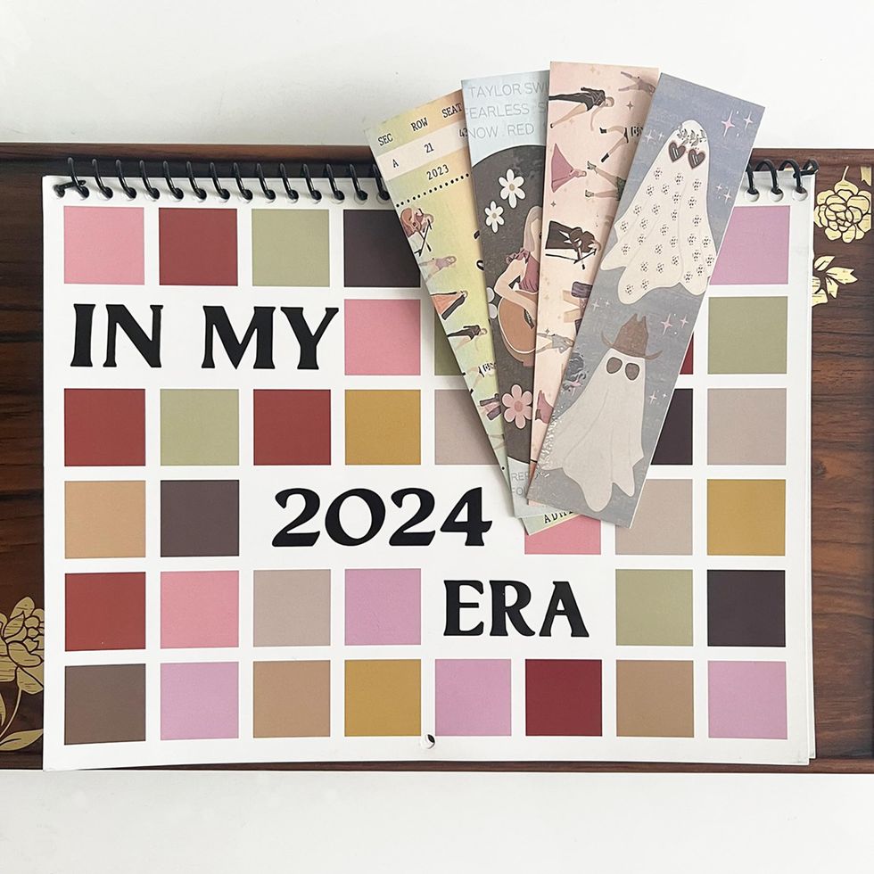 23 Taylor Swift Gifts for a Swiftie in 2023 – PureWow