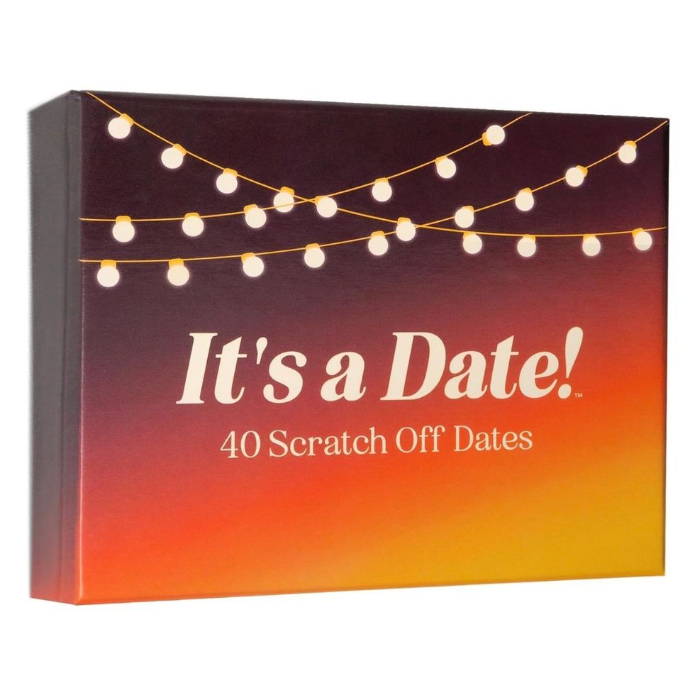 40 Fun & Romantic Scratch Off Date Ideas