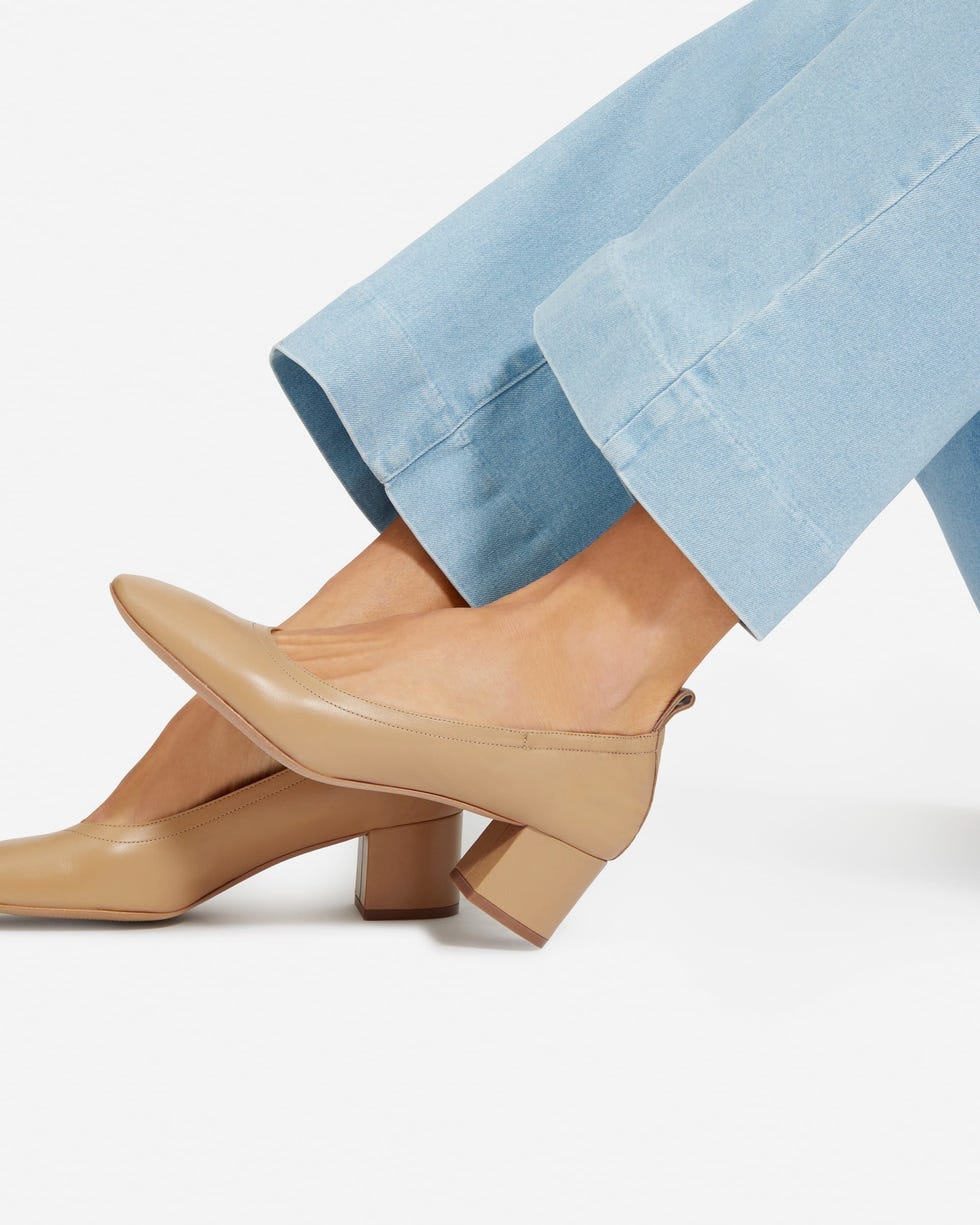 15 Heels for Wide Feet That Are Stylish and Comfortable