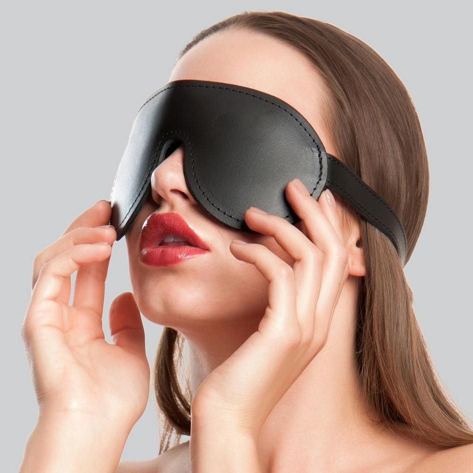 Deluxe Padded Leather Blindfold