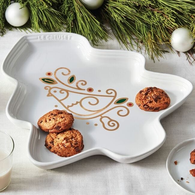 Le Creuset's Festive Noël Collection is 20% Off Right Now