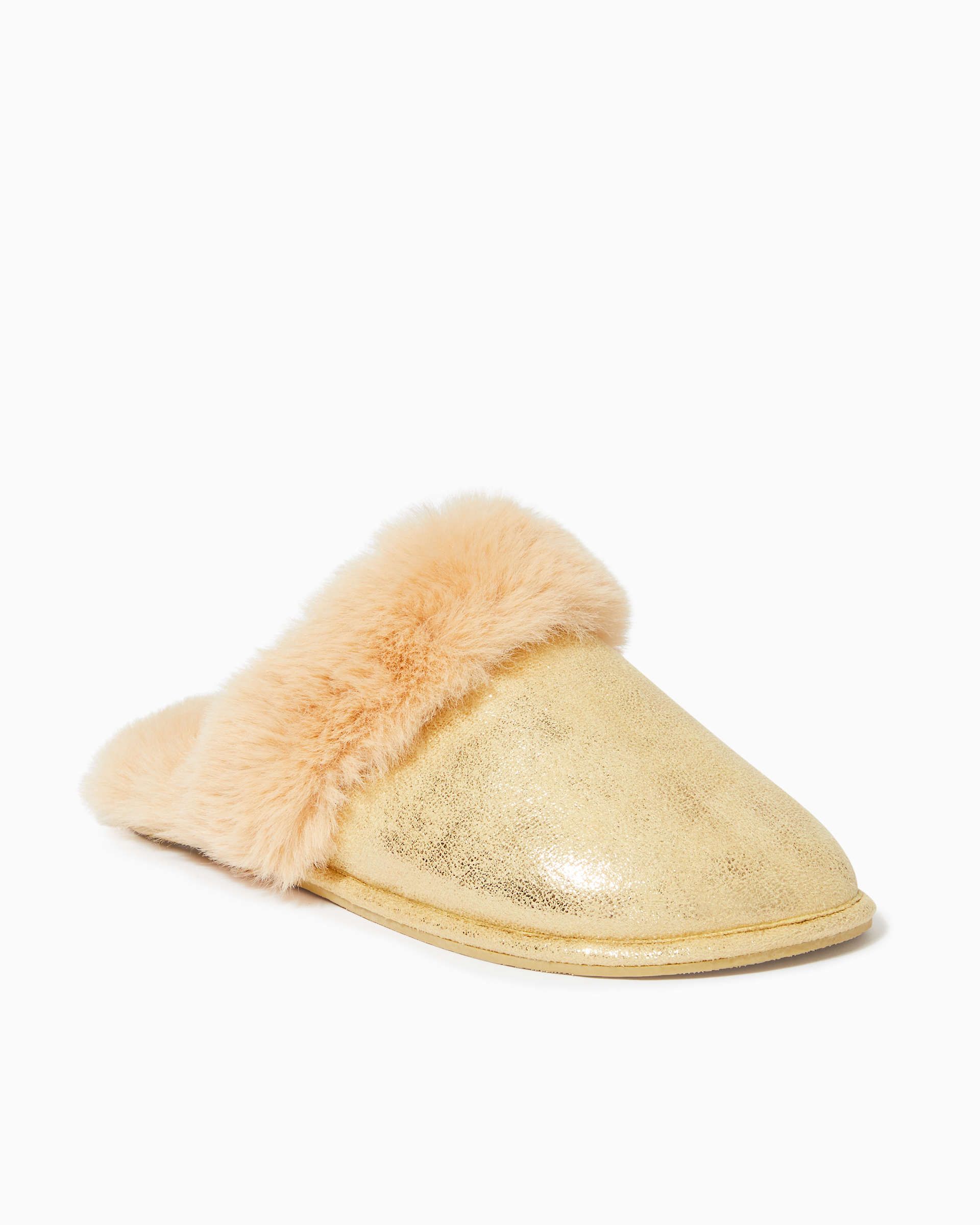 Off brand hotsell ugg slippers