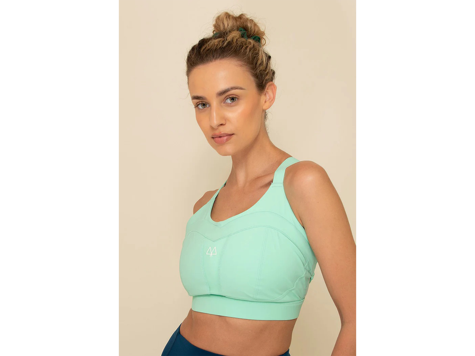 Best sports bra hot sale for d