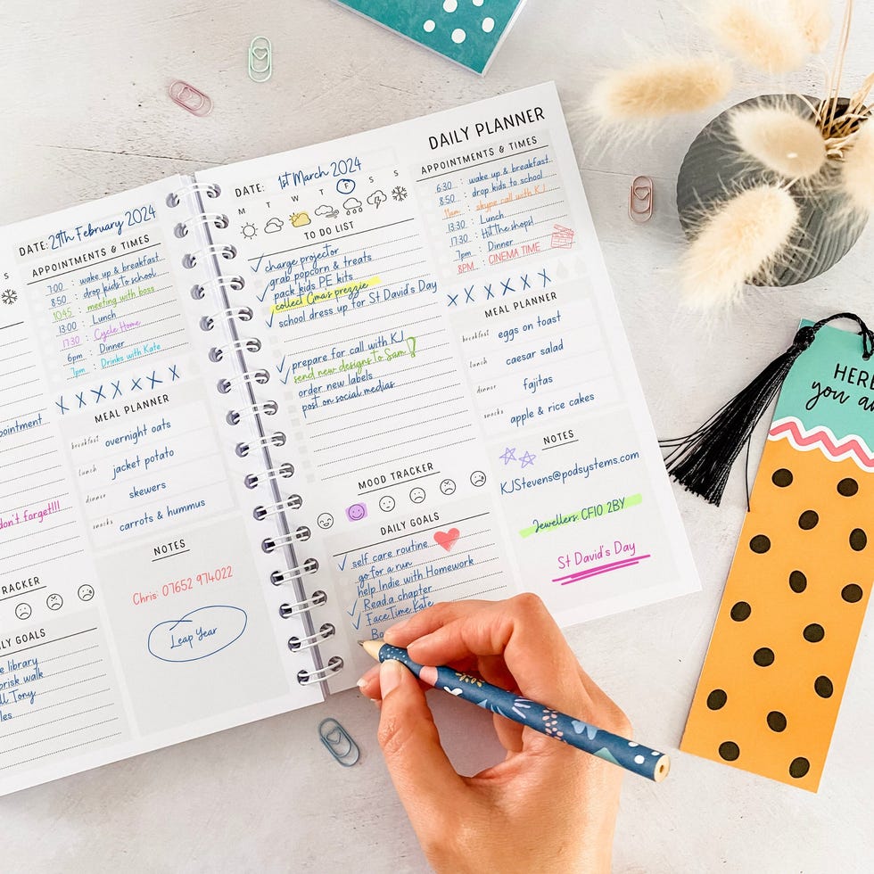 Best daily planners for 2024 to organise your life