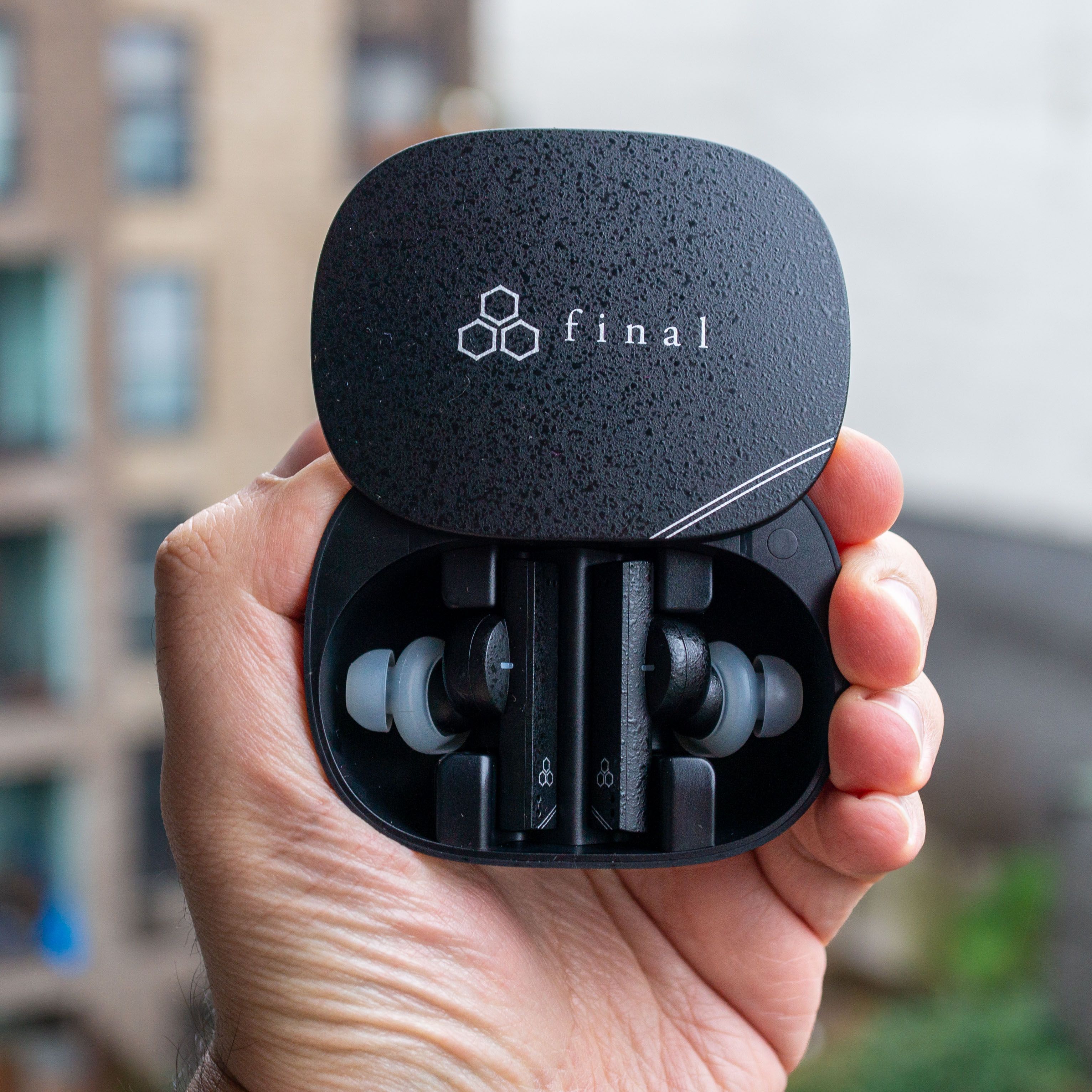 The best noise cancelling wireless online earbuds