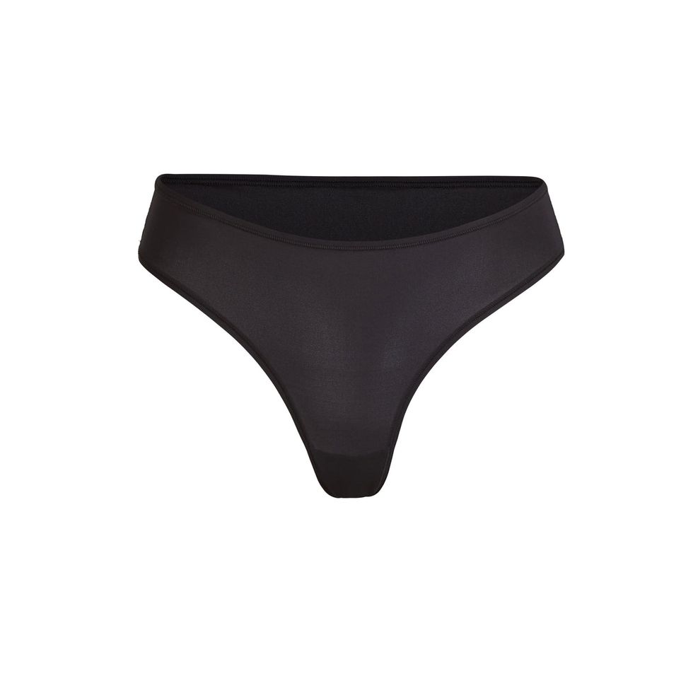 for those of you who wanted my review on the SKIMS core control thong (XXS/ XS) : r/KUWTK