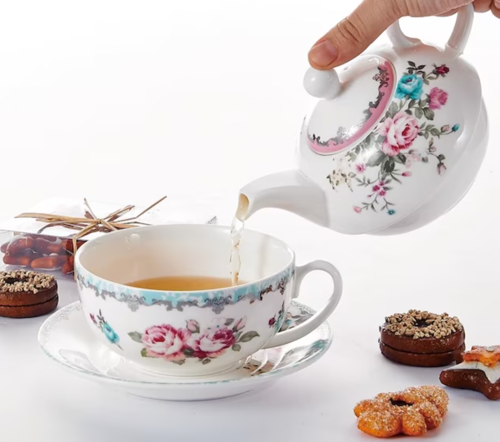 45 Best Gifts for Tea Lovers - Unusual Tea Gifts