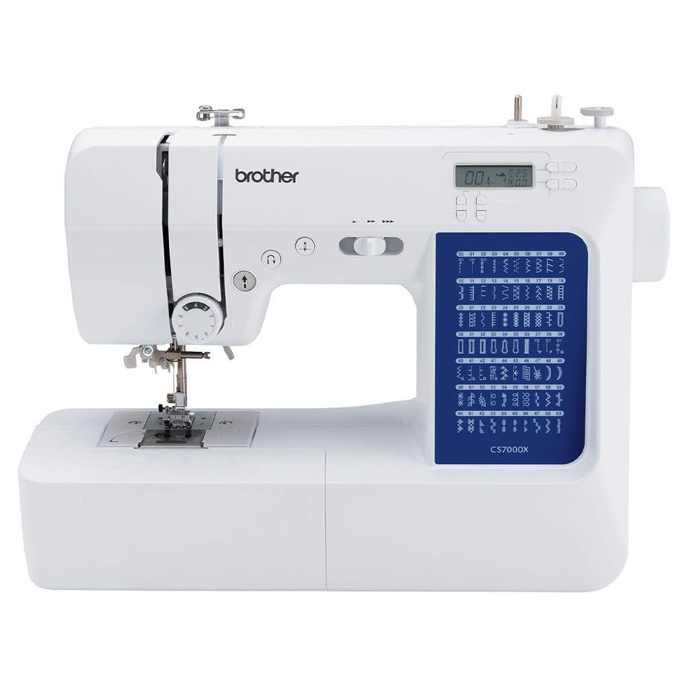  SINGER  Heavy Duty 4411 Sewing Machine with 11 Built-In  Stitches, Accessory Kit, Includes 9 Presser Feet, Twin Needles, & Case -  Sewing Made Easy