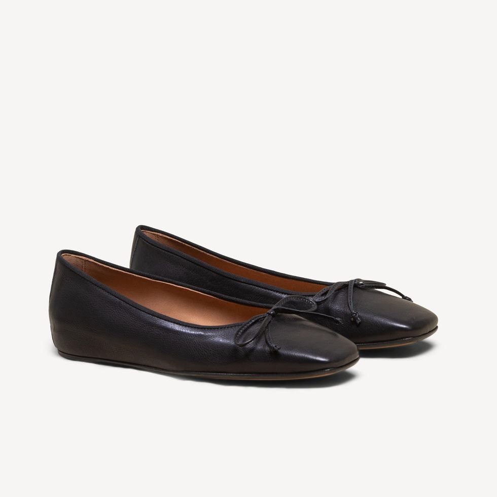 Flats for Bunions: Comfy & Stylish Ballet Flats, Loafers & Brogues