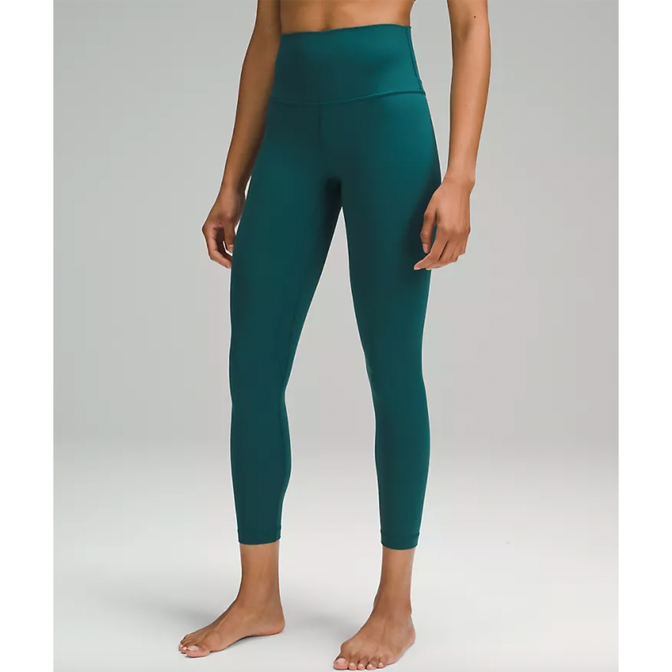 The Best lululemon Pieces on Sale to Kick Off New Year, New You