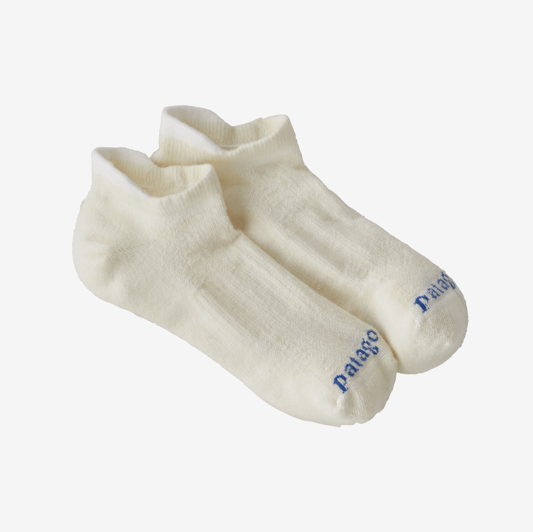 17 Warmest Socks For Winter 2024