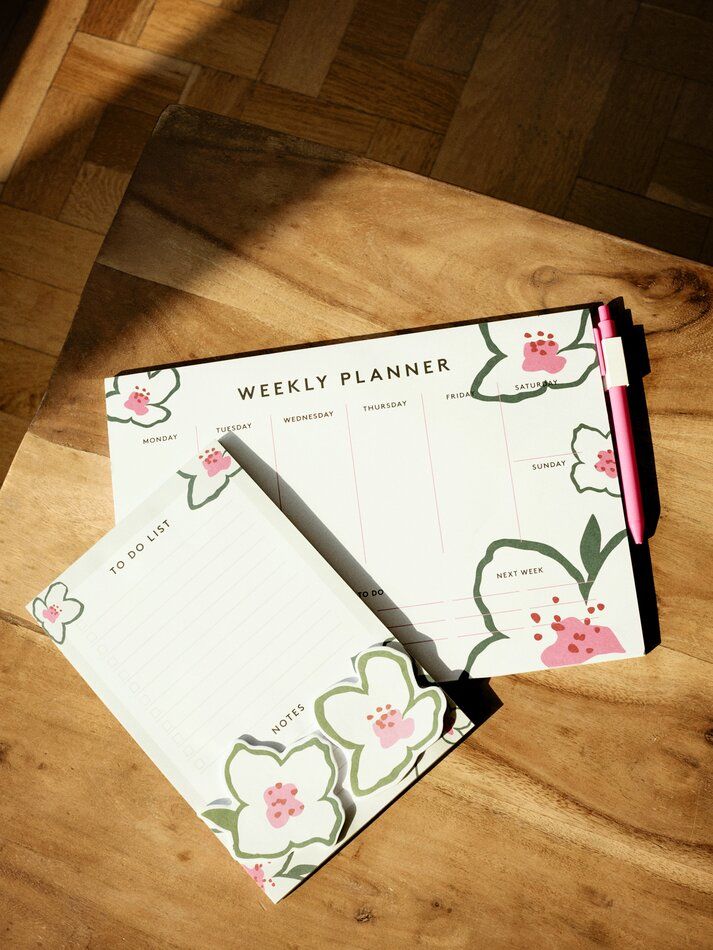 Set de planificar semanal y bolígrafo