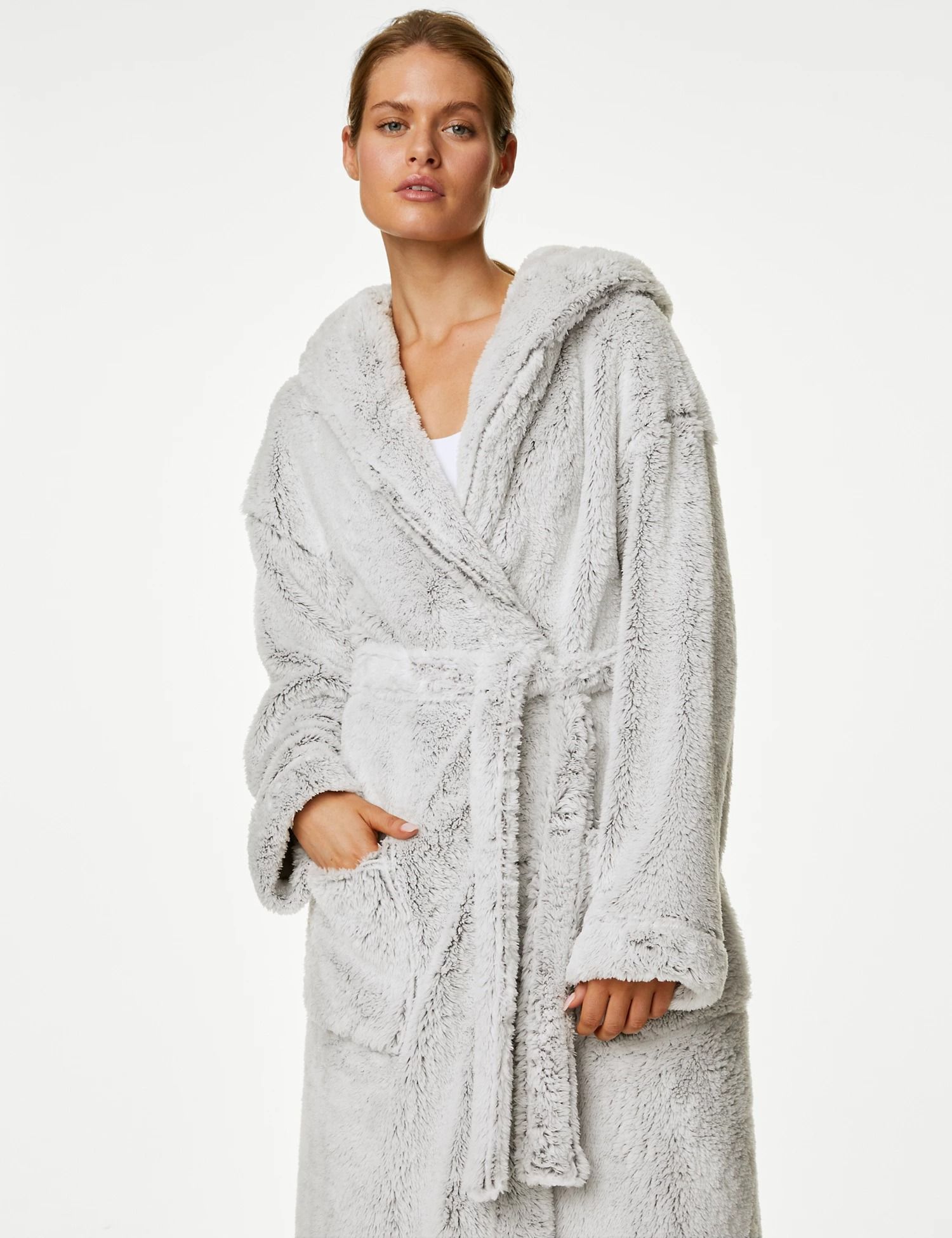 Big fluffy dressing outlet gowns