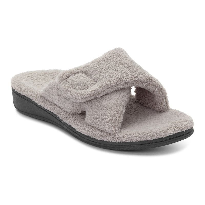 Supportive slippers for online women