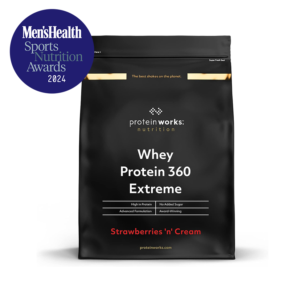  MyProtein Impact Whey Protein Strawberry 2.2 lbs : Health &  Household