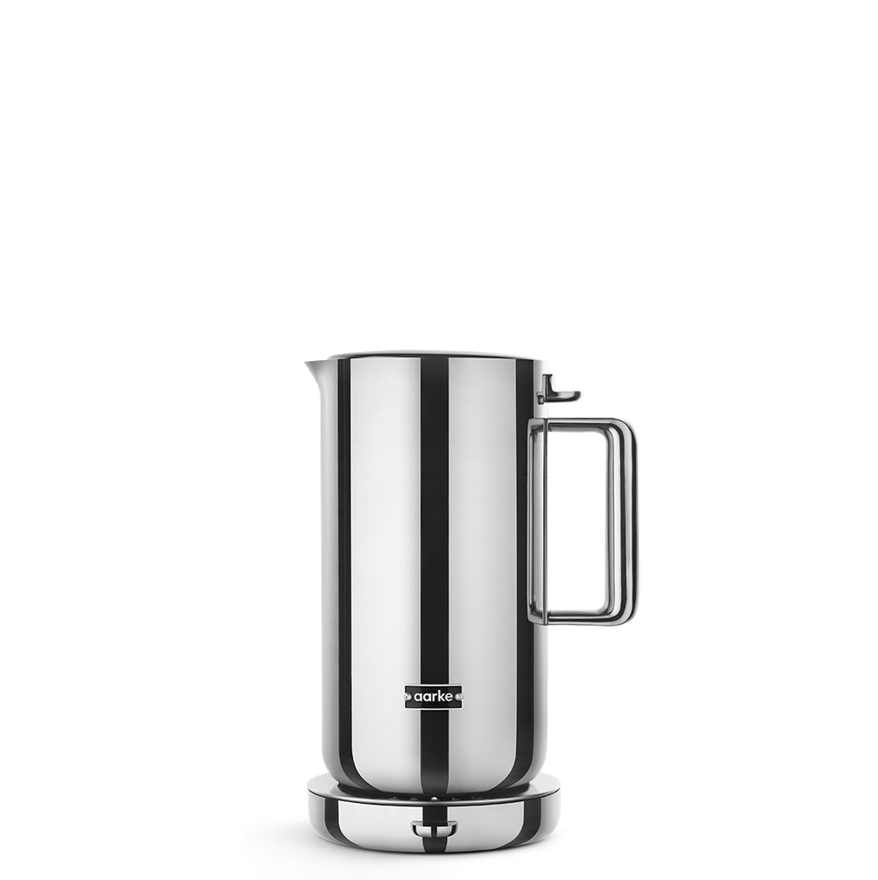 https://hips.hearstapps.com/vader-prod.s3.amazonaws.com/1704387700-Kettle_steel_front_templight_on_5000px_aarke_png_2200x.png?crop=1.00xw:0.859xh;0,0.141xh&resize=980:*