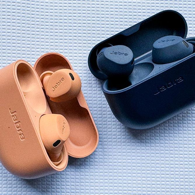 JBL Launches 2 Apple AirPods Earbuds Competitors with Siri Support