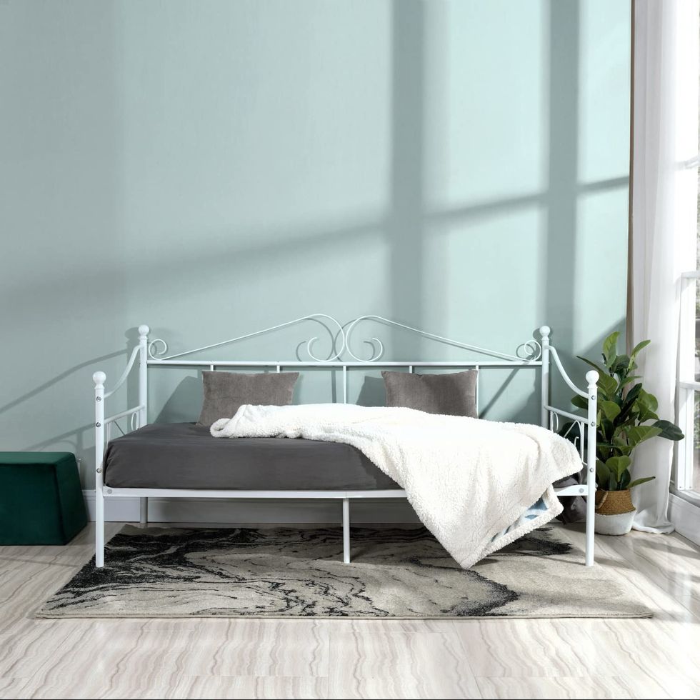 Metal Day Bed 