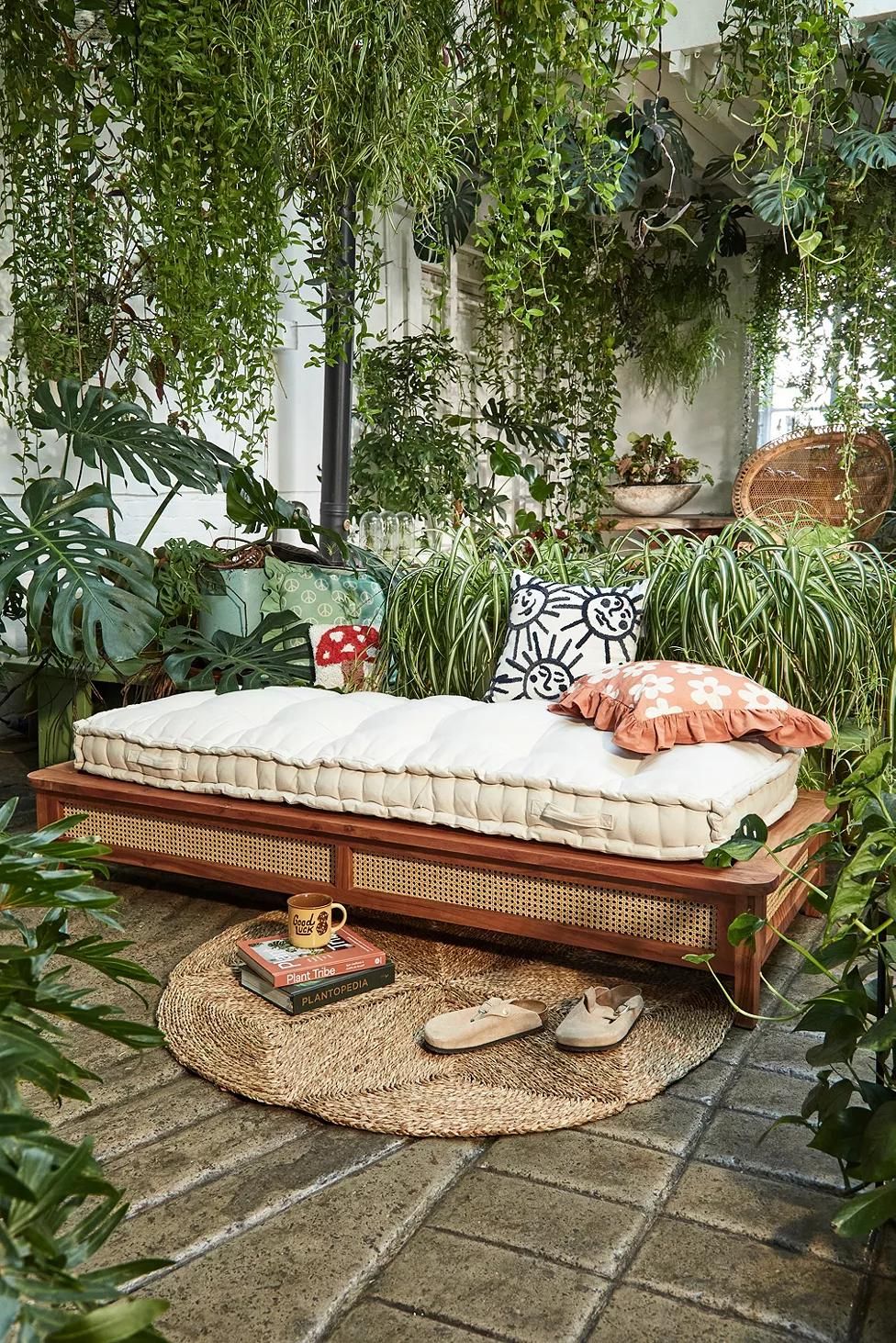 Twin mattress deals for outdoor daybed