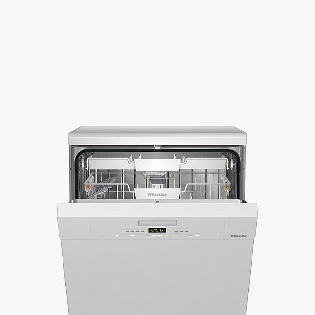 Miele G5110SC Active Freestanding Dishwasher