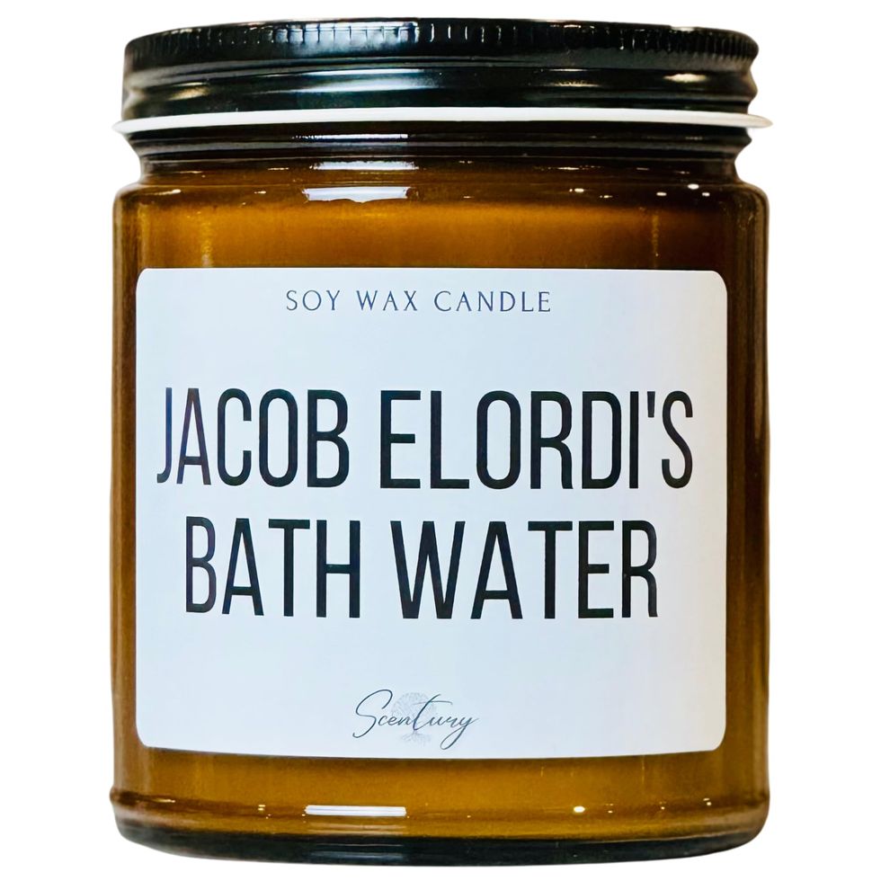 Jacob Elordi's Bath Water Candle