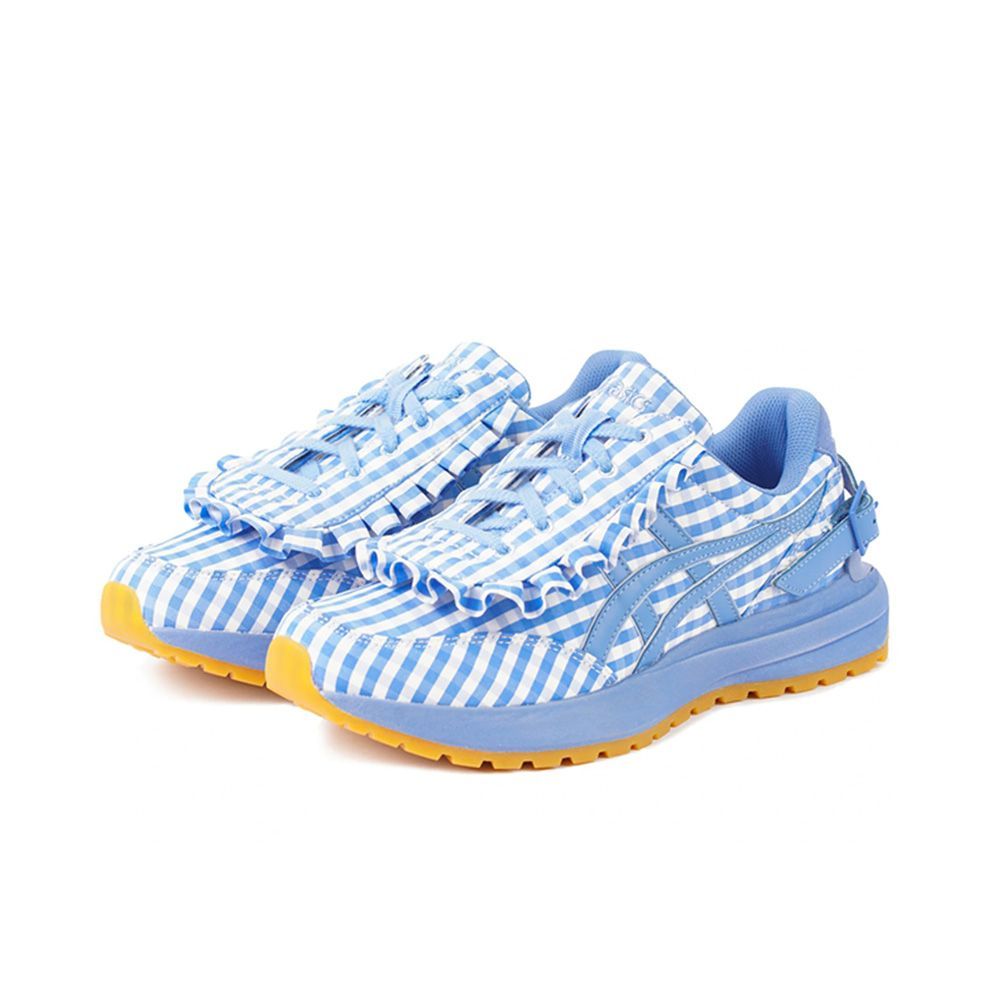 Big bazaar deals sports shoes